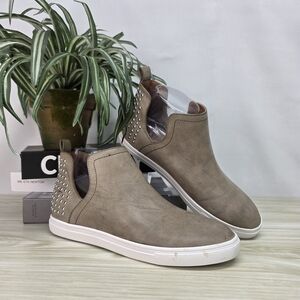 BEAST FASHION Taupe Studded Slip-On Ankle Sneakers Size 8.5
